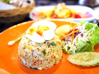 fried rice with salted egg with vegetables