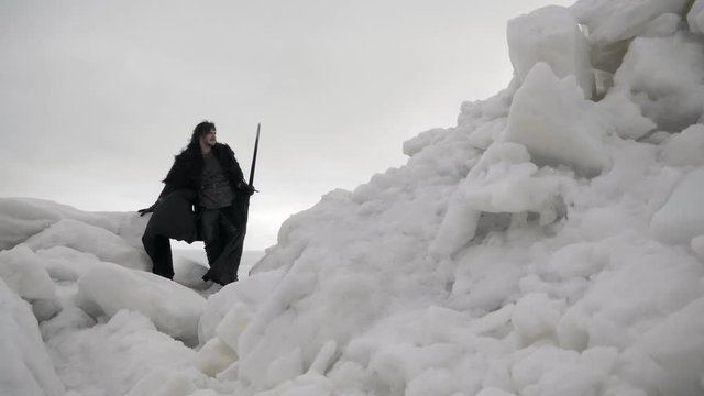 Three medieval men lost in glaciers