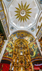 Fototapeta na wymiar White Dome Basilica Altar La Ensenaza Church Mexico City Mexico