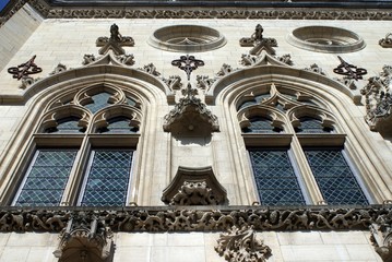 Fen&ecirc;tres gothiques.