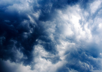 Cloud and Sky play with sunlight