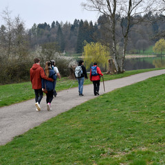 Fototapeta premium wanderer am losheimer stausee