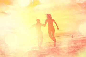 Fototapeta na wymiar silhouette in love sunset sea / newlyweds in honeymoon at sea, vacation luck summer sea beach, silhouette couple at sunset
