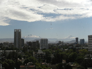 Mexico city views, volcanos. Popocatepl, Izztlazihuatl