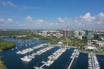 Fototapeta premium City Harbor_Sailboats