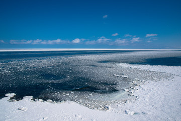 オホーツク海の流氷