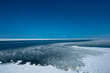 オホーツク海の流氷