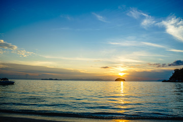 Fototapeta premium sunset over the sea