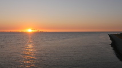Nordsee Sonnenuntergang im Ems Dollart
