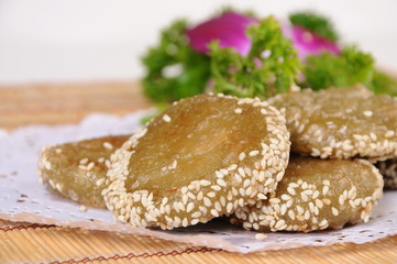 crackers with cheese and herbs