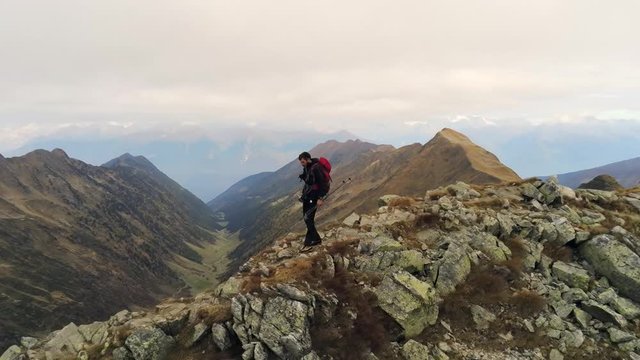 Escursione sulle montagne Alpi Orobie