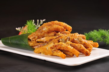 fried chicken with vegetables on plate