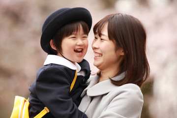 笑顔の親子