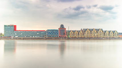Naklejka premium Quartier Rhinaugafen, Cologne, Allemagne