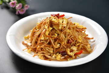 spaghetti with tomato sauce