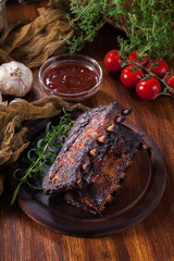 Spicy barbecued pork ribs