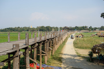 Fototapeta na wymiar U Bein Bridge