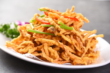 pasta with tomato sauce