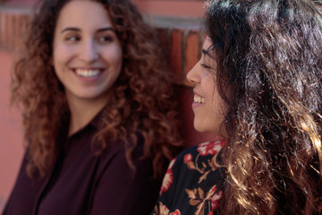 Fototapeta premium two friends laughing together