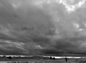 Obraz na płótnie Canvas Ciel d'orage en noir et blanc