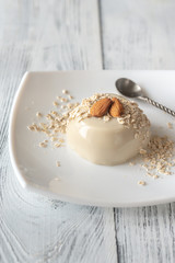 Organic oat dessert with vanilla