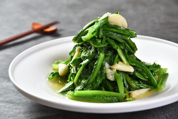 asparagus and salad