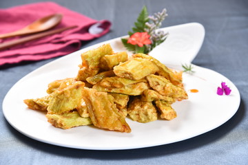 chicken with potatoes and vegetables