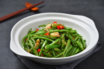 stir fried vegetables in pan