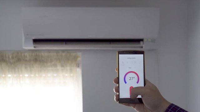 Air condition control through smartphone app