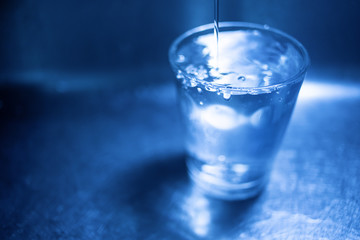水、水道、グラス、生活
