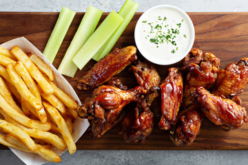 Barbeque chicken wings with celery and ranch