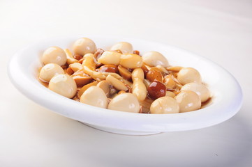 baked beans in a bowl