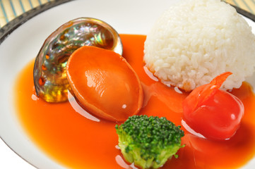 fried eggs with tomatoes