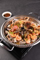 paella in a pan