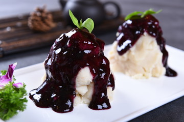 ice cream with chocolate and strawberries