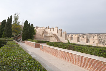 Fototapeta na wymiar Alcazaba d' Alméria Espagne jardins