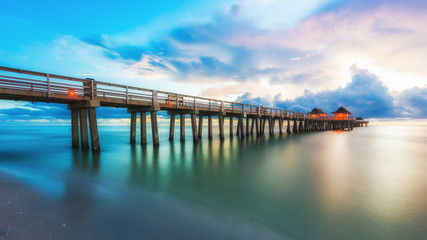Obraz premium Scenic Naples Pier, Floryda