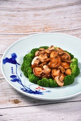 fried fish with vegetables