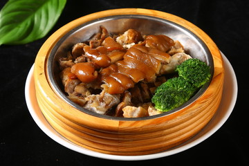 beef stew with mushrooms and vegetables