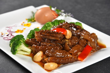 steak with vegetables