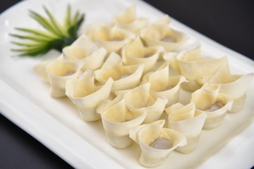 tortellini with pesto sauce