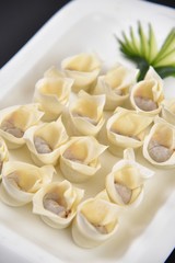 tortellini pasta with pesto sauce