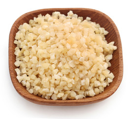 Small pieces of chopped almonds