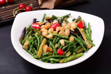 fresh vegetables on a plate