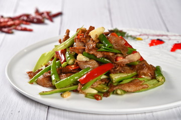 salad with green beans and bacon