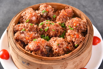 meatballs with tomato sauce