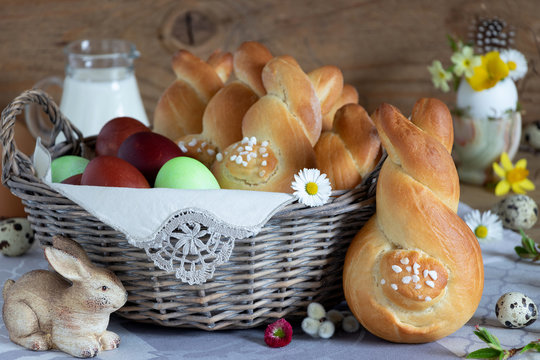 Osterhasen aus Hefeteig Osterb&auml;kerei