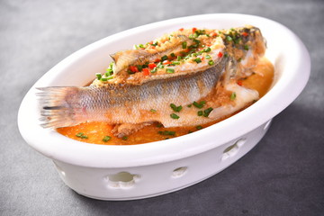 fried fish with vegetables