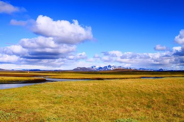 Hvitarnes hut and countryside around it, Iceland
