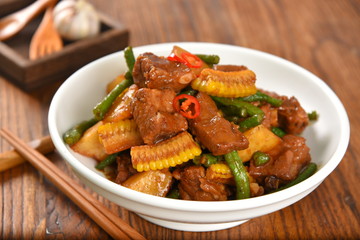 fried chicken with vegetables